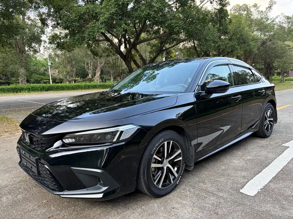 Honda Civic 2023 — фото 1