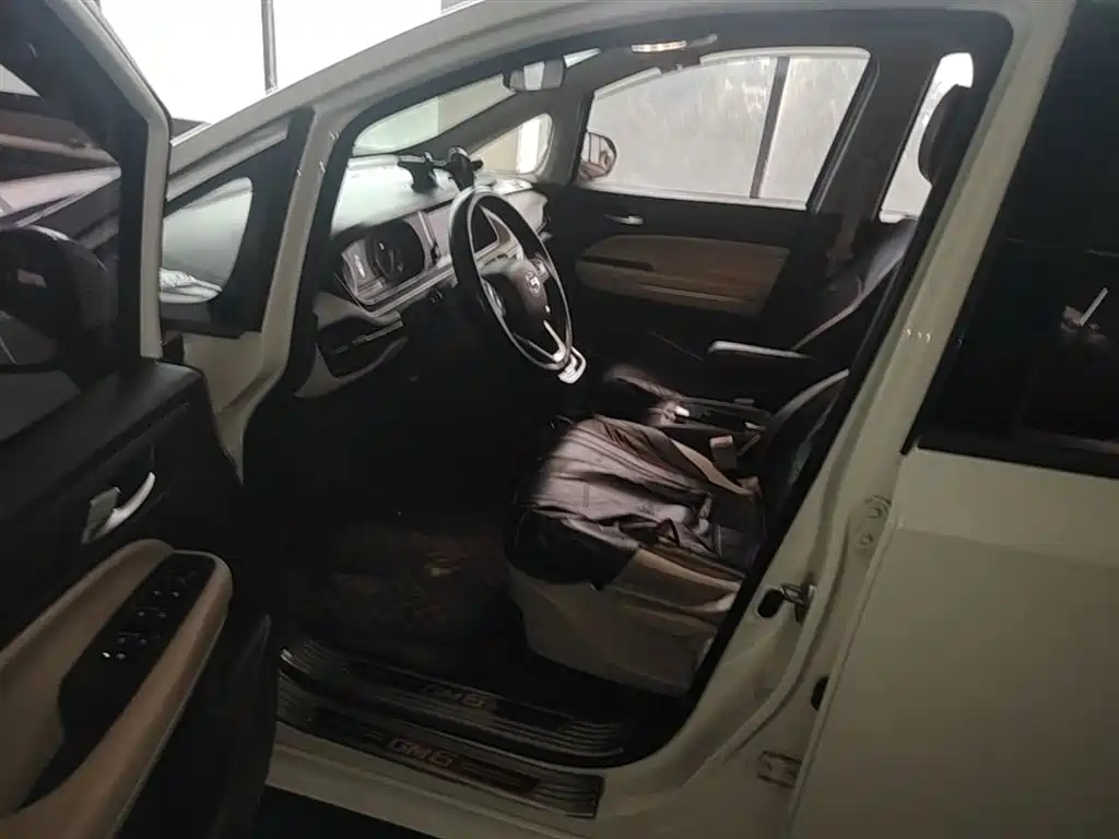GAC Motor Trumpchi M6 2019 — фото 15