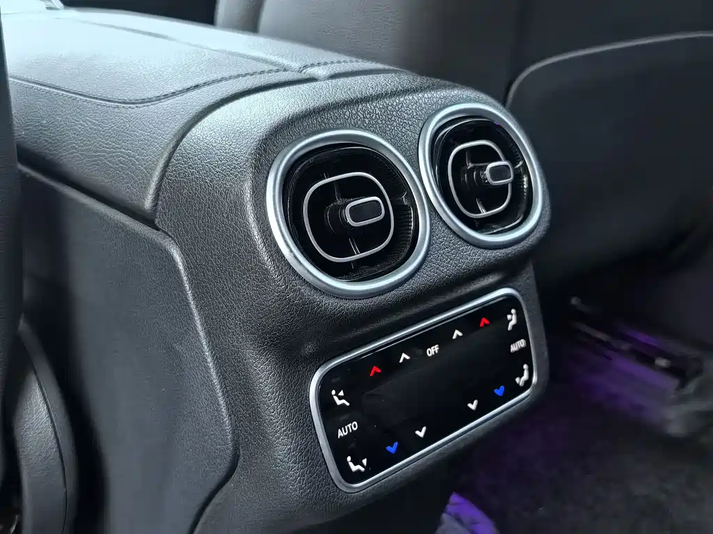 Mercedes-Benz GLC 2023 — фото 14