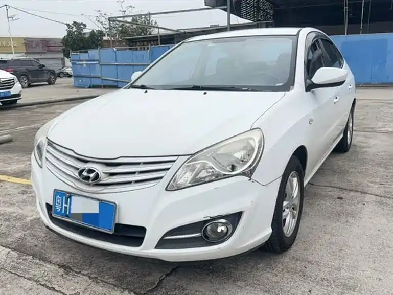 Hyundai Elantra 2013