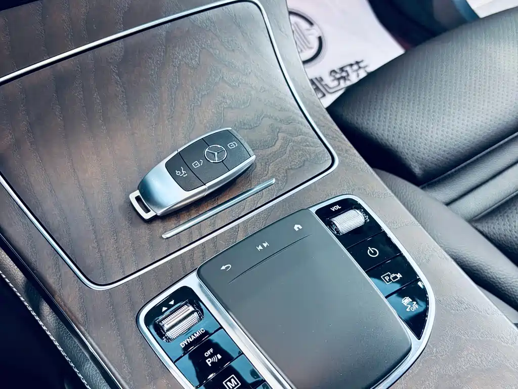 Mercedes-Benz GLC 2020 — фото 9