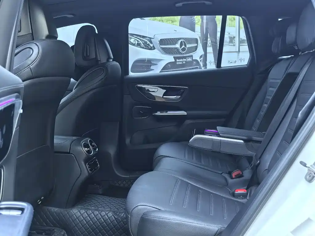 Mercedes-Benz GLC 2023 — фото 11