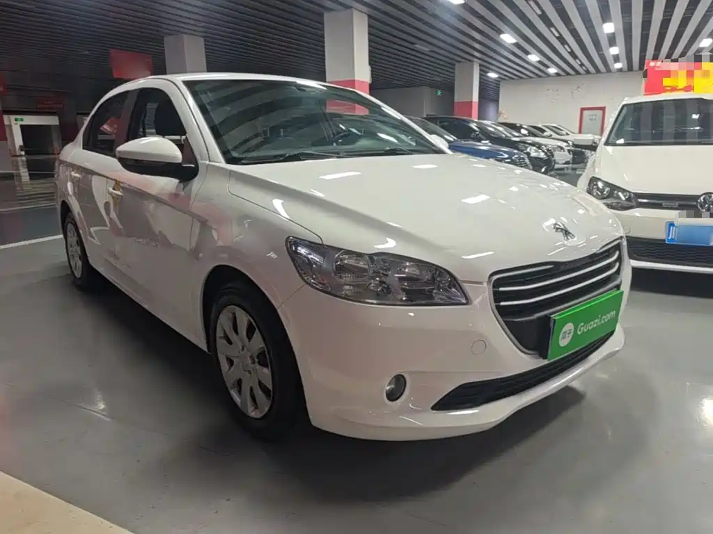 Peugeot 301 2017 — фото 4