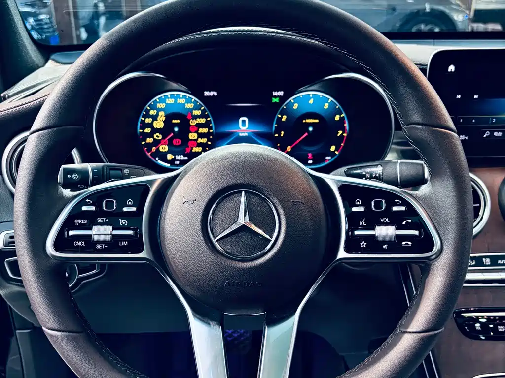 Mercedes-Benz GLC 2020 — фото 5