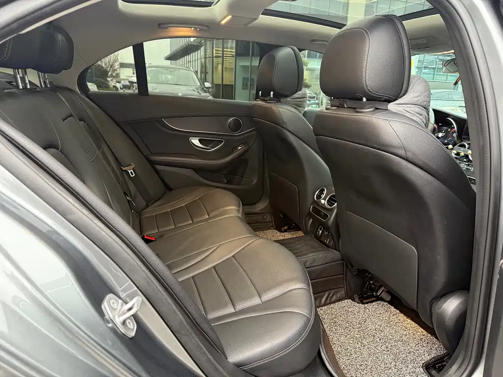 Mercedes-Benz C-Class 2020 — фото 30