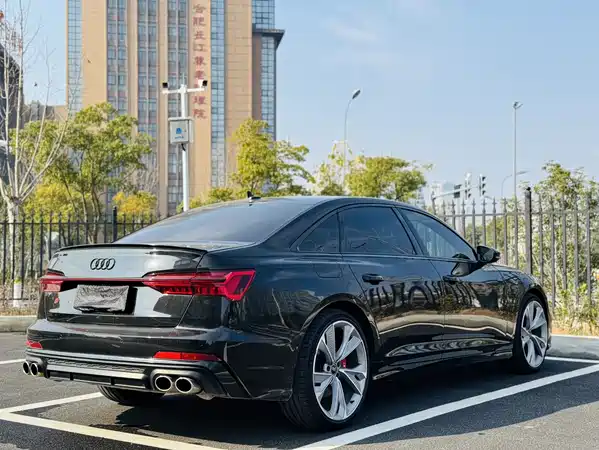 Audi A6L 2023