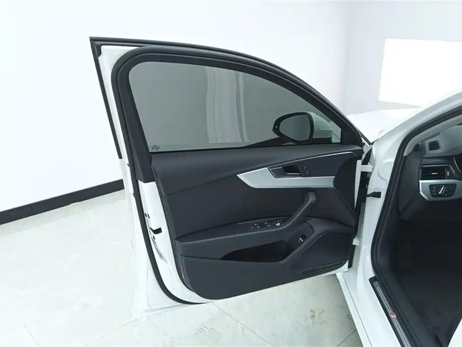Audi A4L 2022