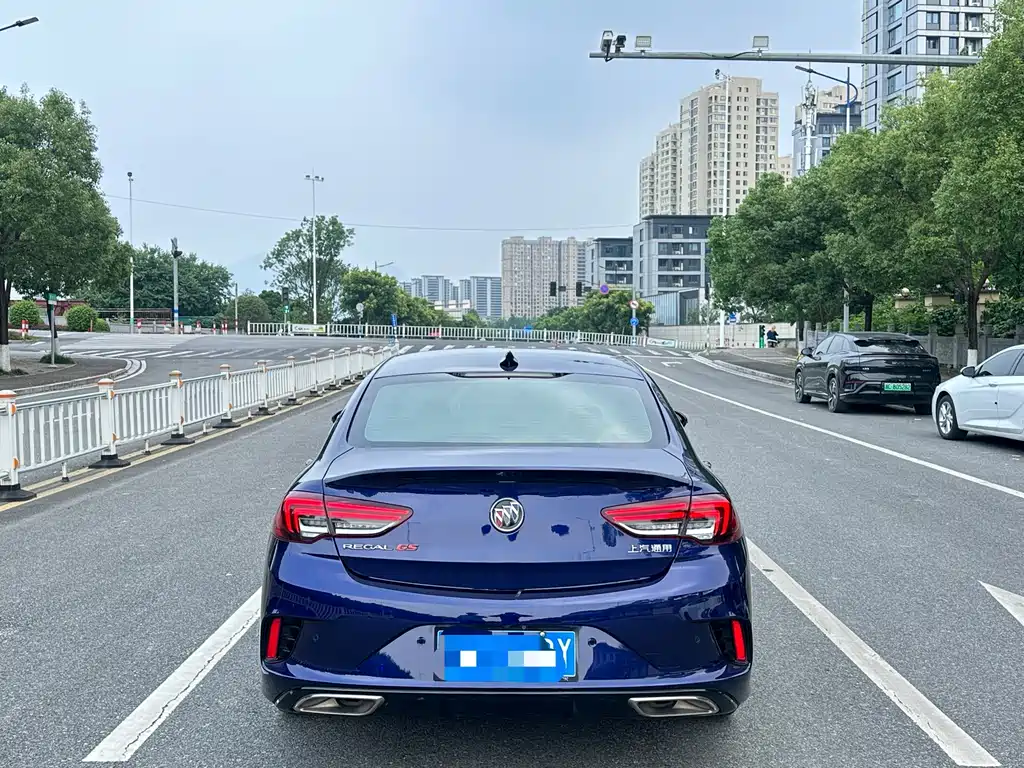 Buick Regal 2021 — фото 18