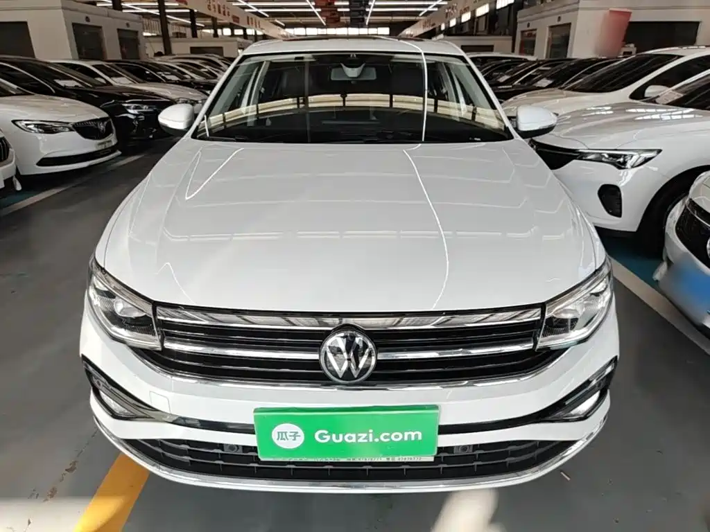 Volkswagen Bora 2023