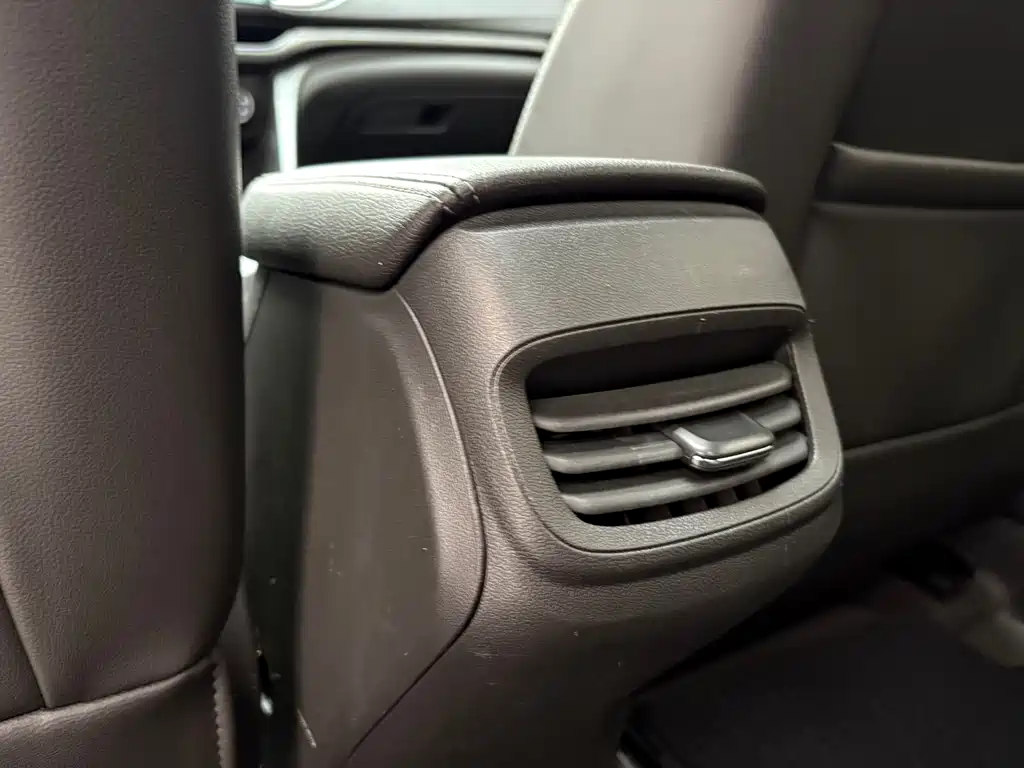 Buick Excelle 2018 — фото 13