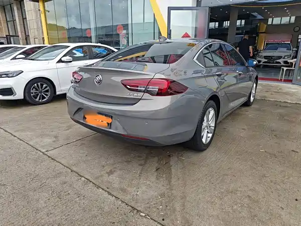 Buick Regal 2018