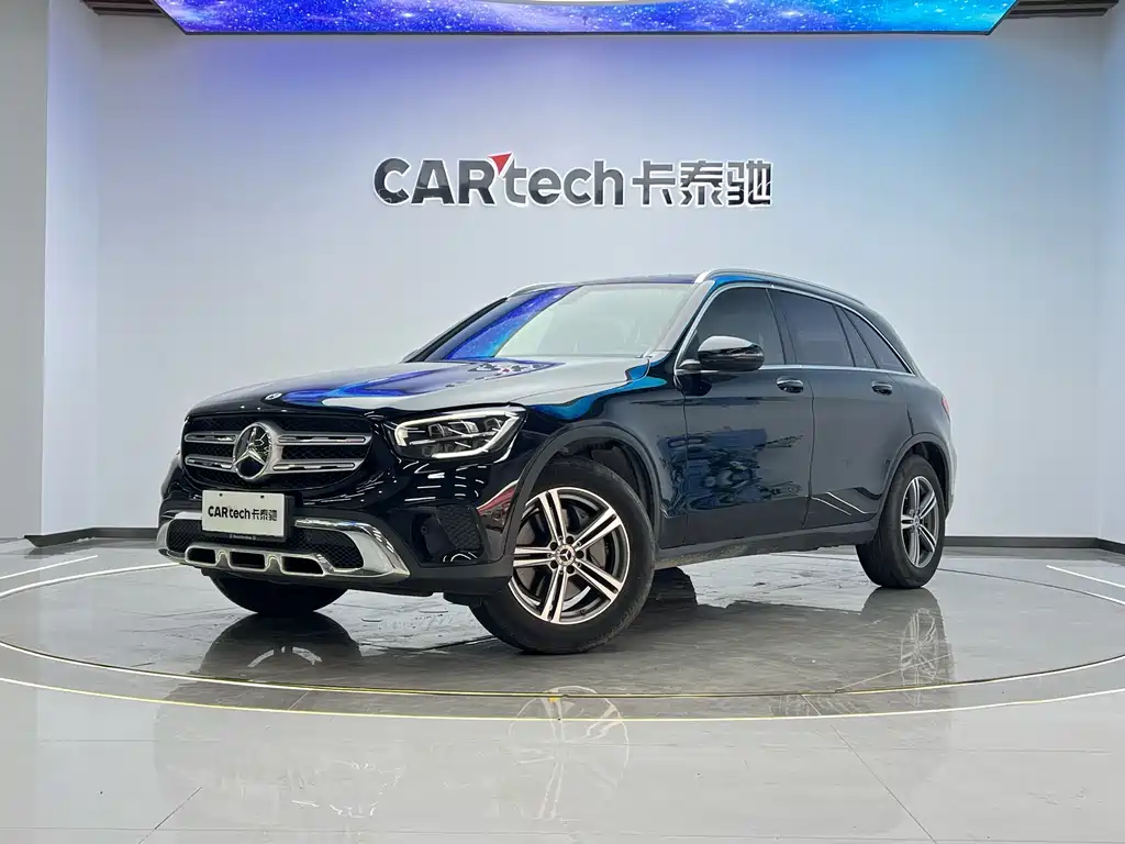 Mercedes-Benz GLC 2021 — фото 1