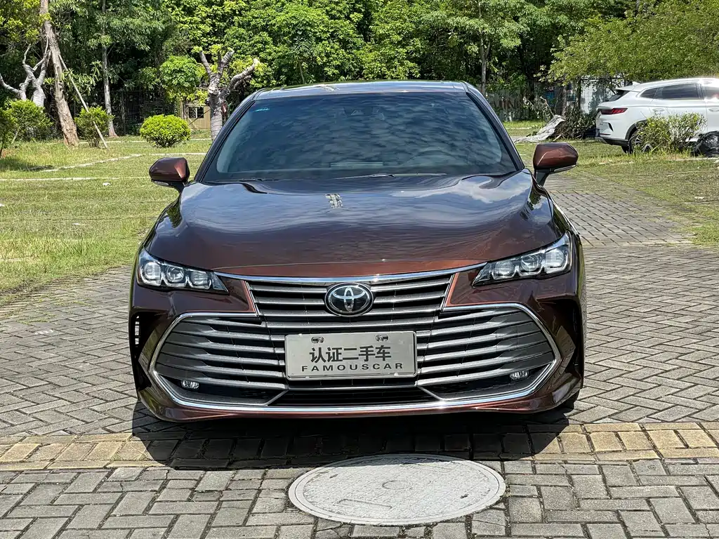 Toyota Avalon 2020 — фото 2