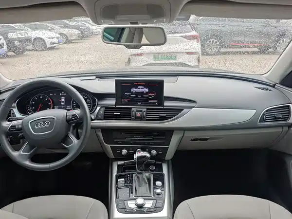 Audi A6L 2012