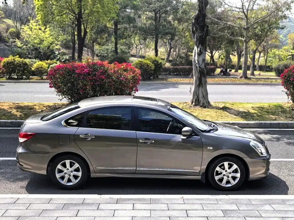 Nissan Sylphy 2010 — фото 14
