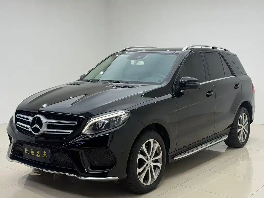 Mercedes-Benz GLE 2017 — фото 1