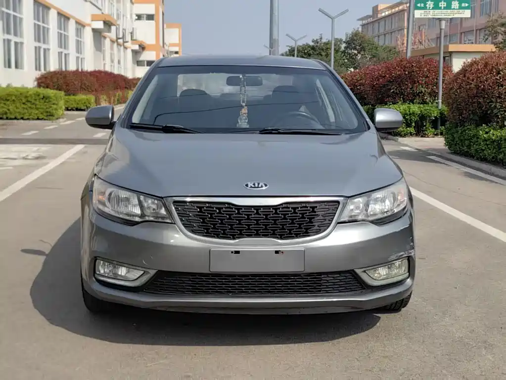 Kia Forte 2014 — фото 2