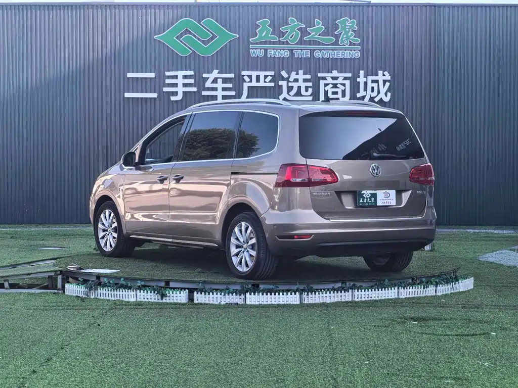 Volkswagen Sharan 2016 — фото 19