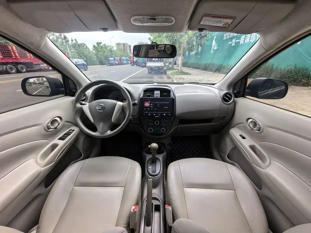Nissan Sunny 2016 — фото 9