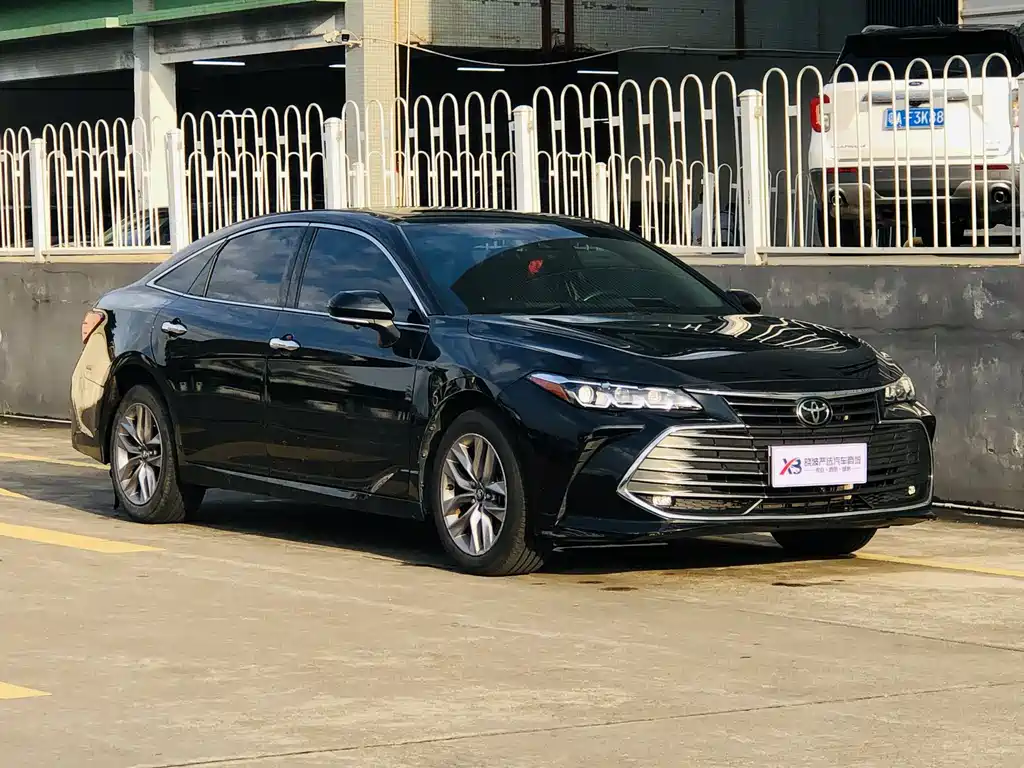 Toyota Avalon 2021 — фото 2