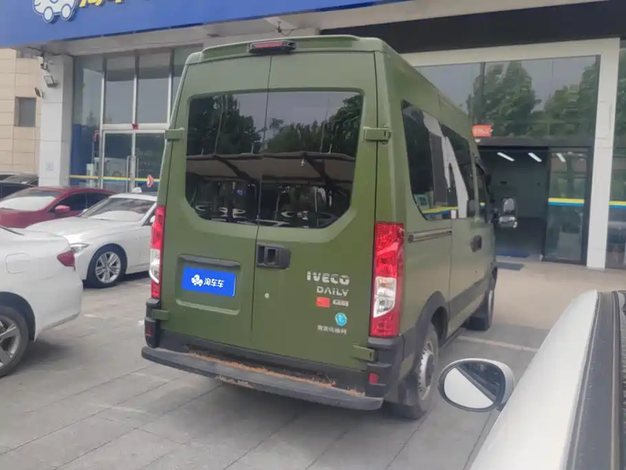 IVECO Ousheng 2022