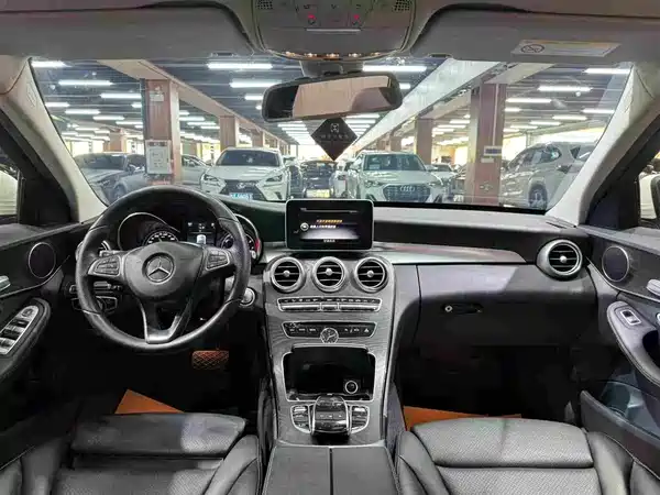Mercedes-Benz C-Class 2017