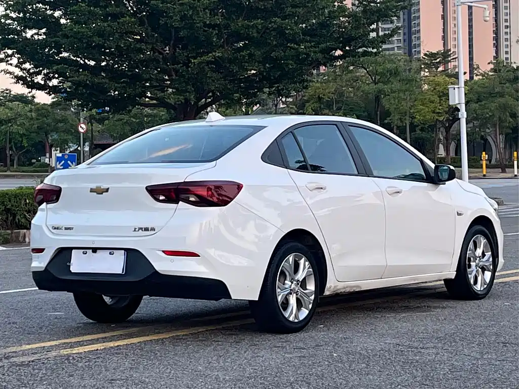 Chevrolet Cavalier 2020 — фото 9