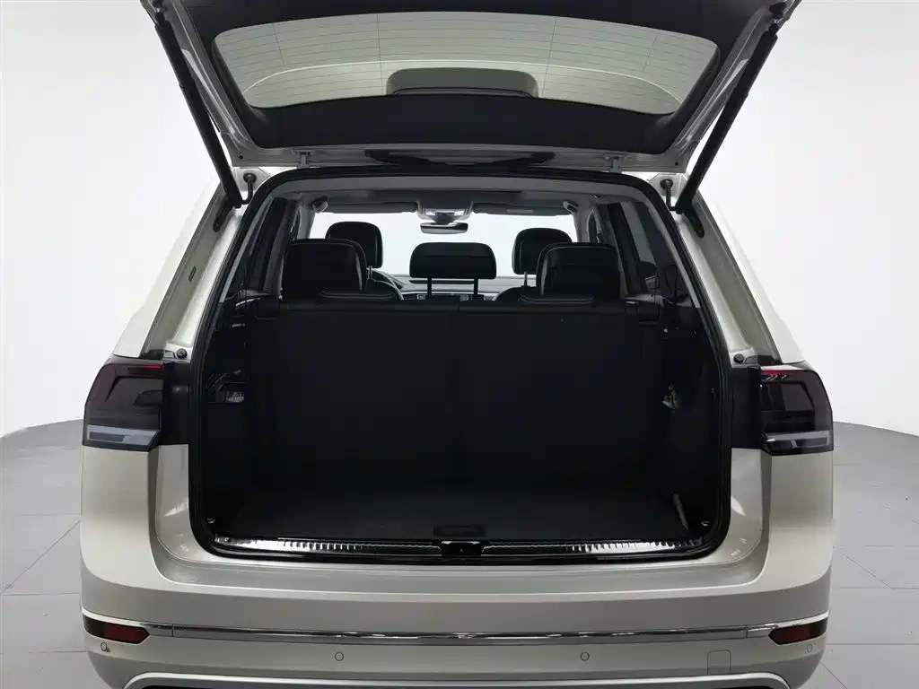 Volkswagen Teramont 2018 — фото 16