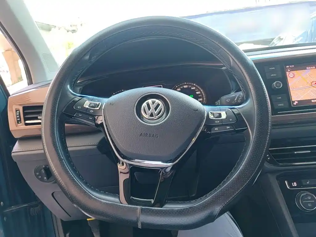 Volkswagen Tharu 2019 — фото 11