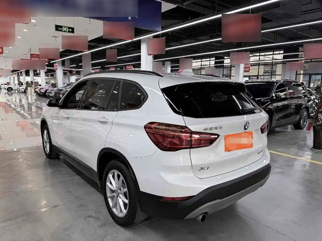 BMW X1 2019 — фото 2