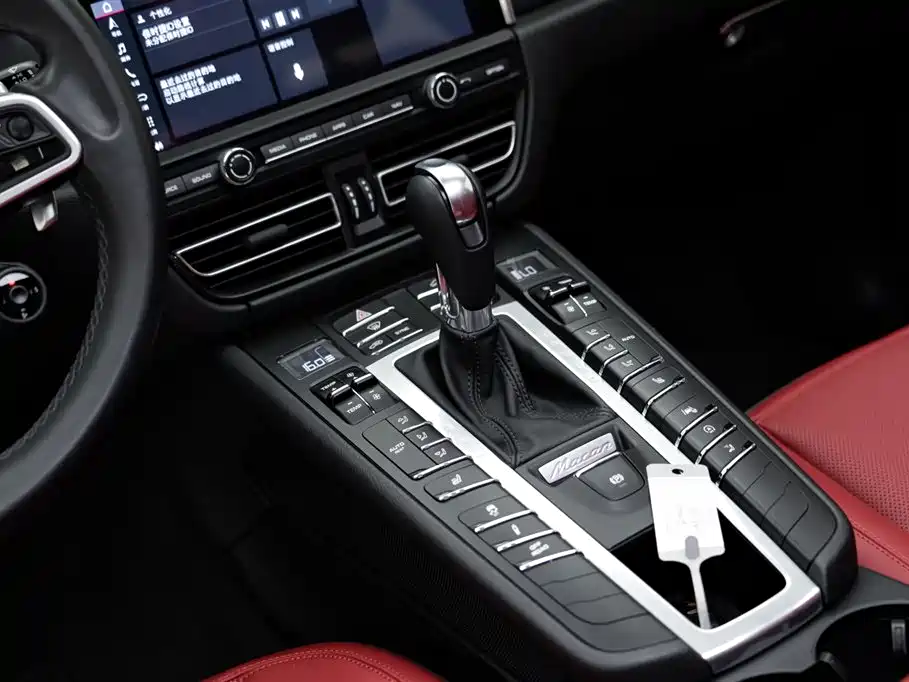 Porsche Macan 2022 — фото 14