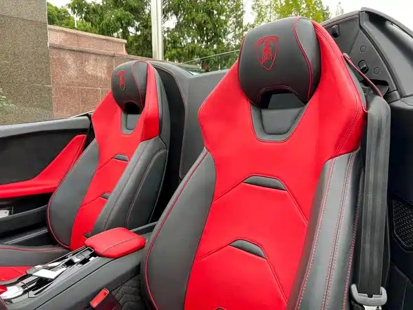 Lamborghini Huracan 2021