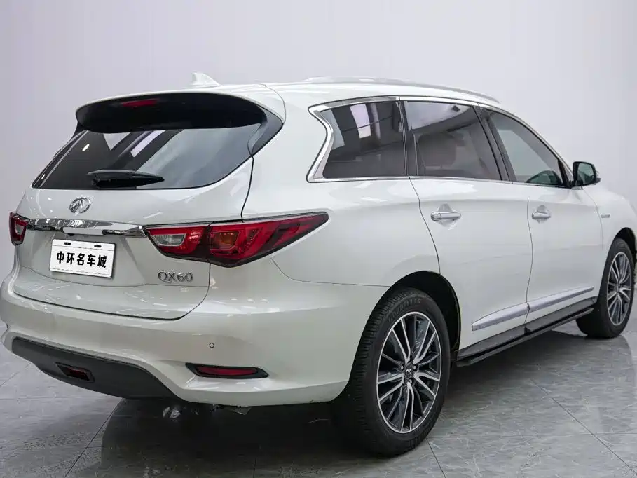 Infiniti QX60 2018 — фото 17