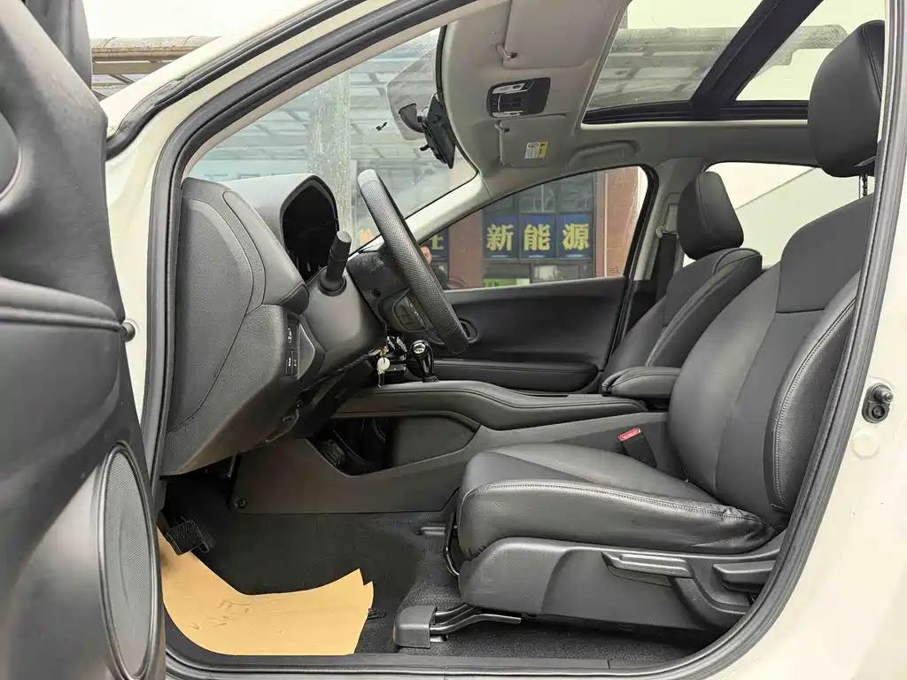 Honda Vezel 2022 — фото 14