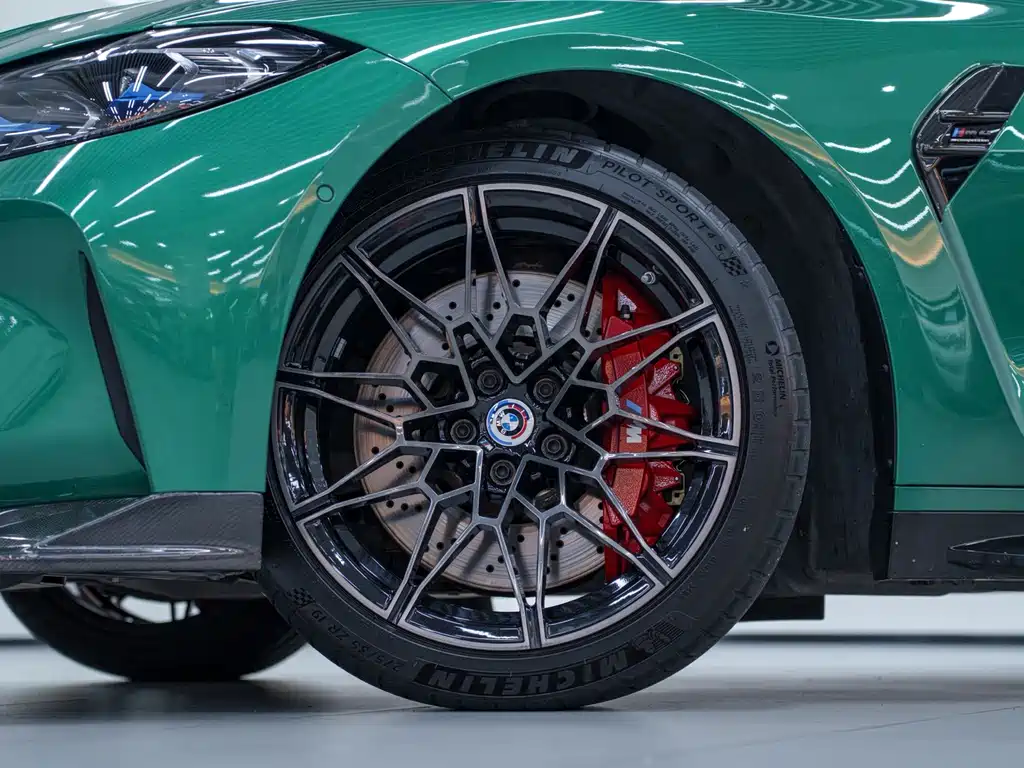 BMW M4 2024 — фото 4