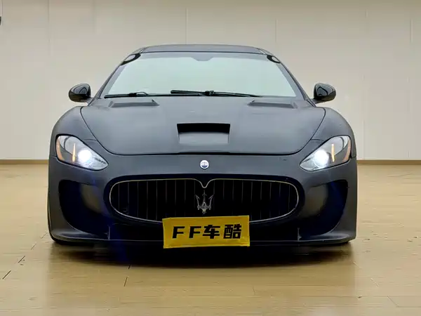 Maserati Granturismo 2010