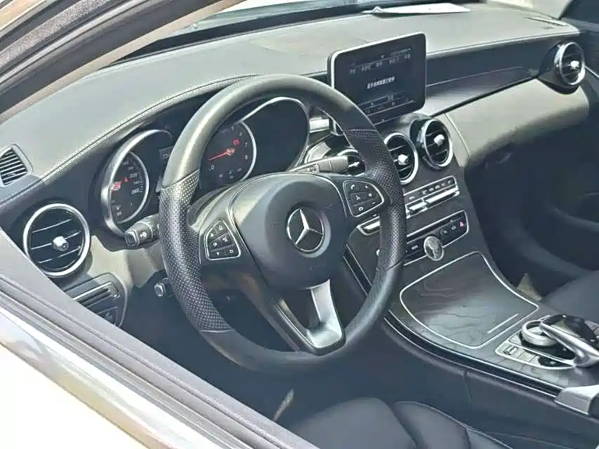 Mercedes-Benz C-Class 2017 — фото 4