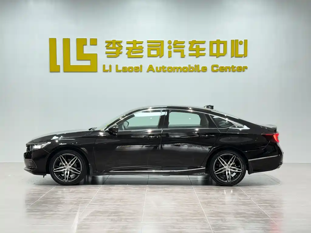 Honda Accord 2022 — фото 3