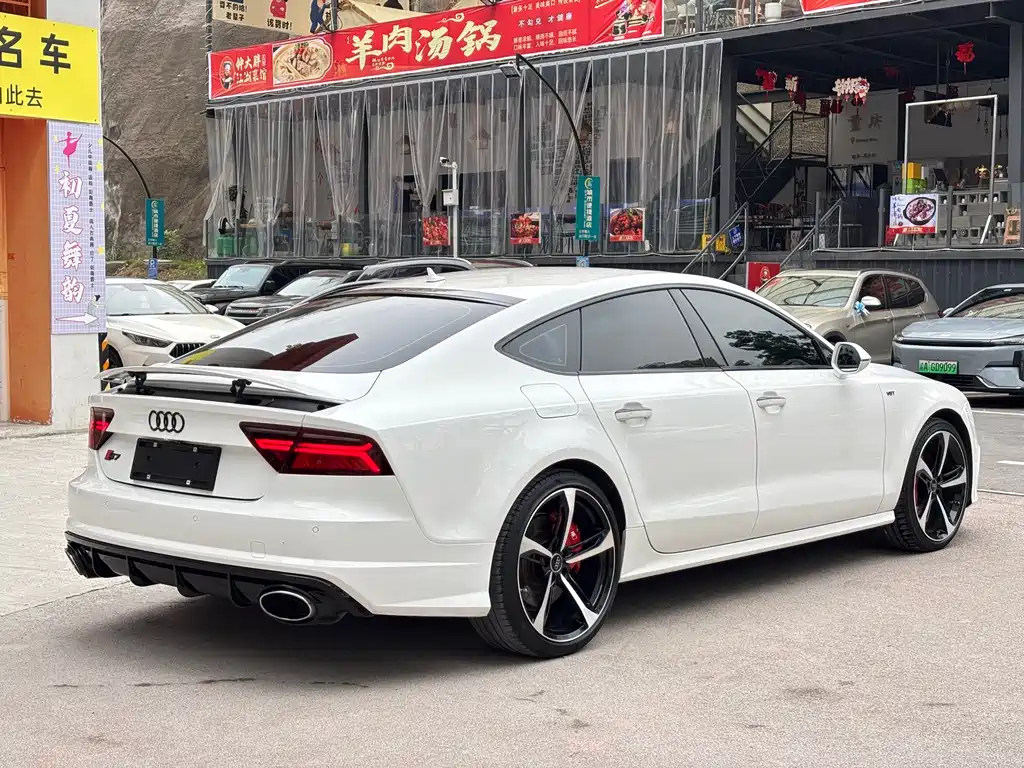 Audi A7 2017 — фото 14