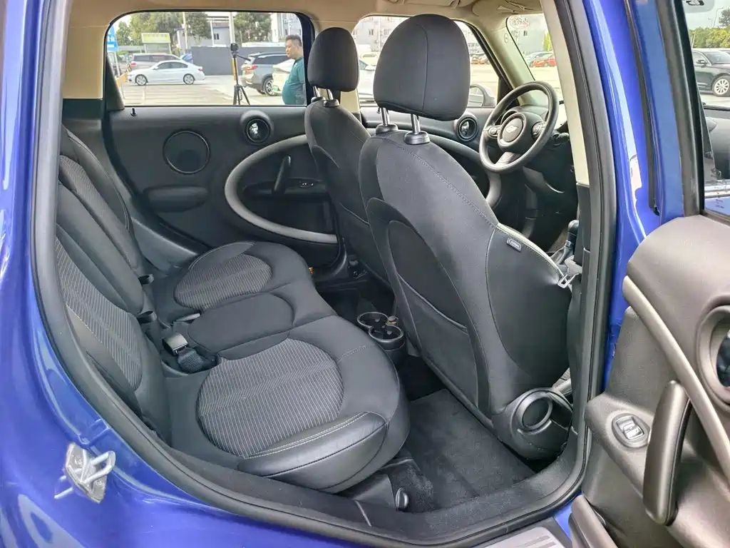 MINI Countryman 2015 — фото 15