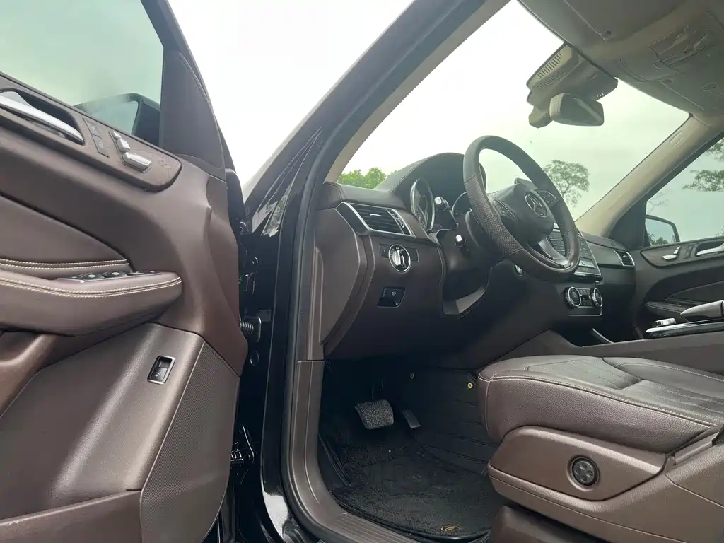 Mercedes-Benz GLE 2018 — фото 10