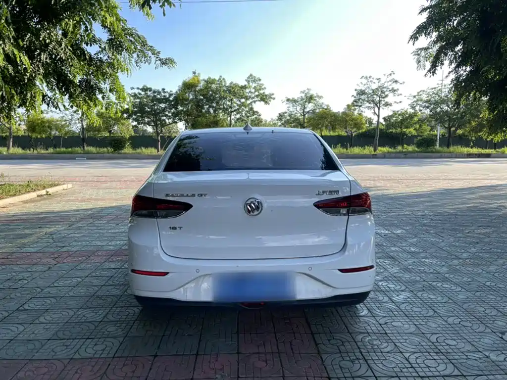 Buick Excelle 2018 — фото 16