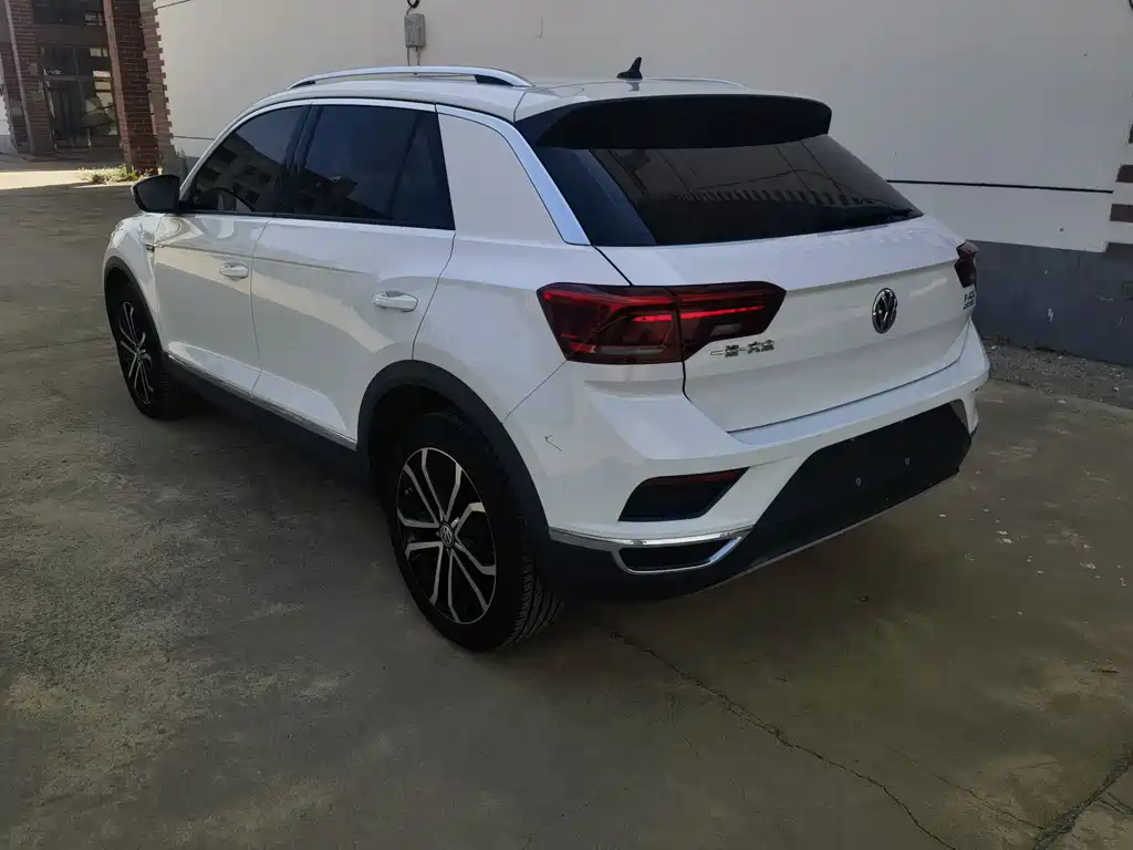 Volkswagen T-Roc 2019