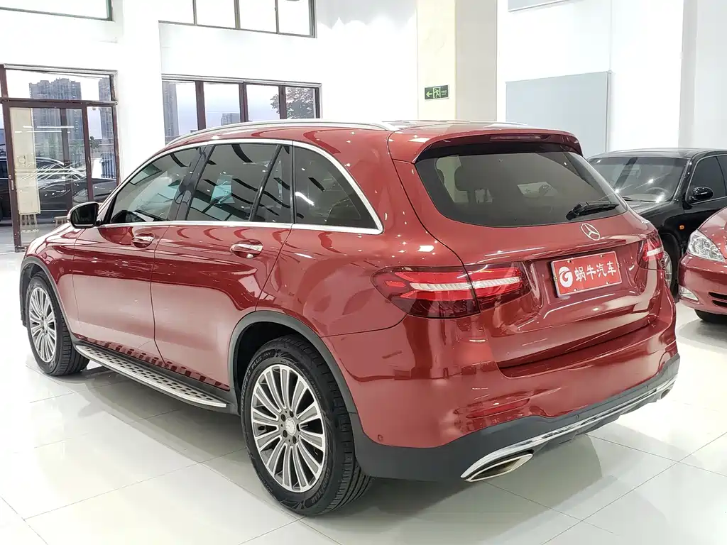 Mercedes-Benz GLC 2017 — фото 13