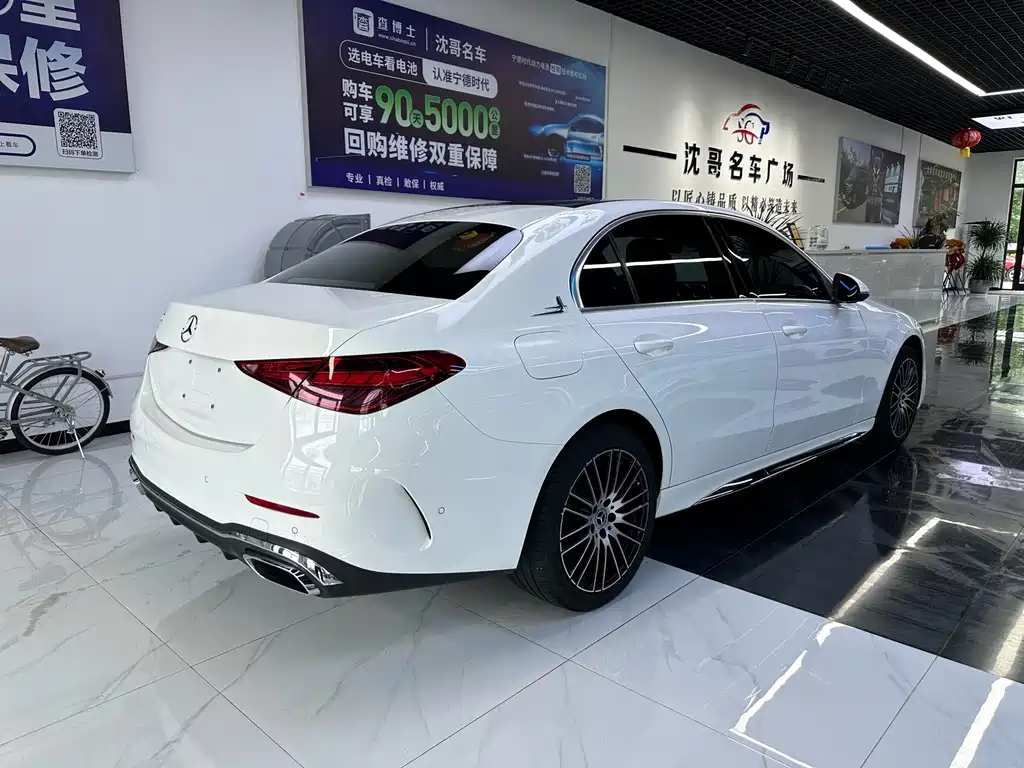 Mercedes-Benz C-Class 2023 — фото 9