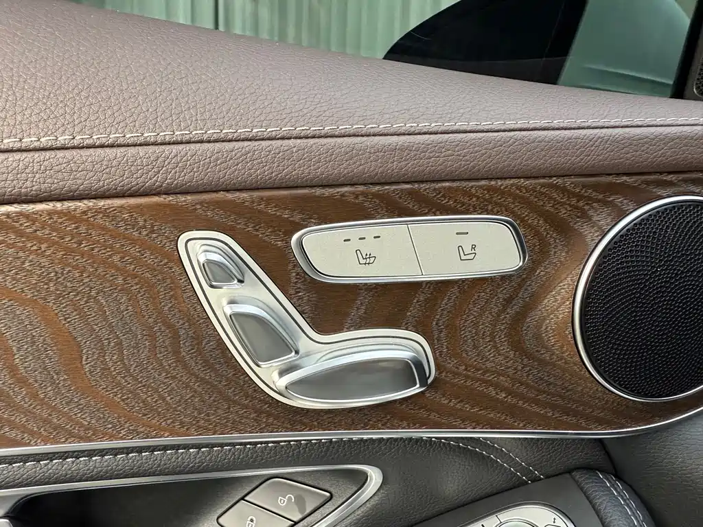 Mercedes-Benz GLC 2020 — фото 11