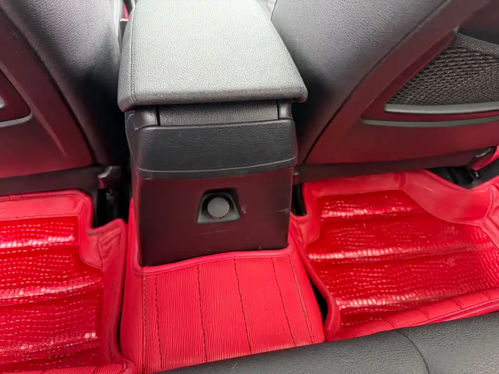 BMW X1 2015 — фото 13