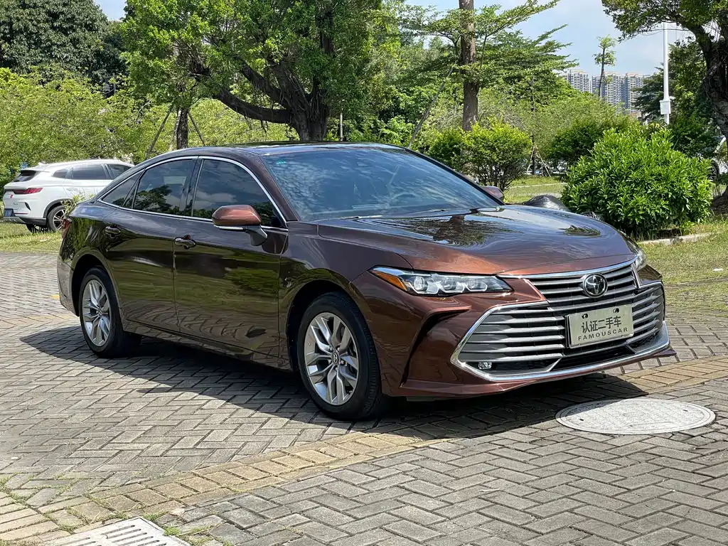 Toyota Avalon 2020 — фото 3