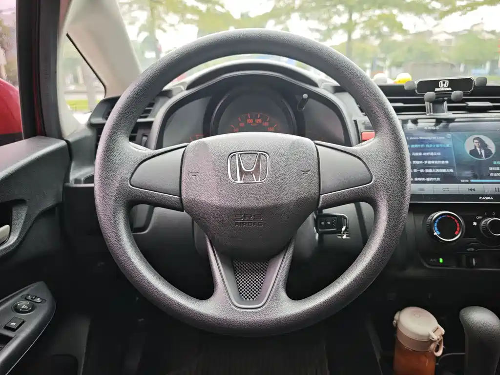 Honda Fit 2017 — фото 8