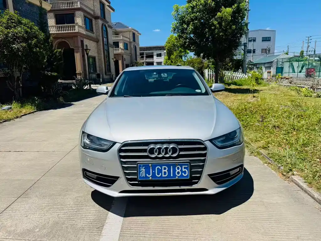 Audi A4L 2013
